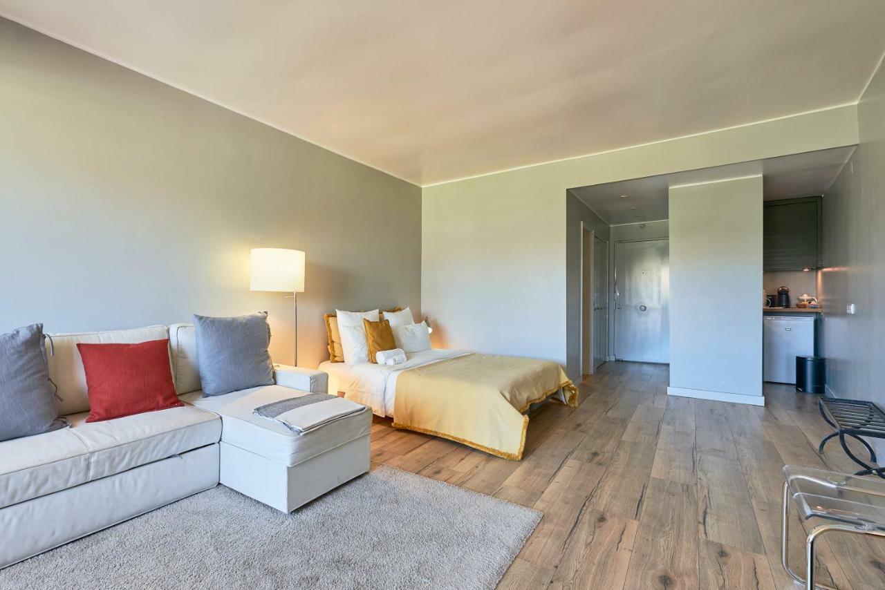 Beachfront Cascais,Estoril Apartment Ngoại thất bức ảnh